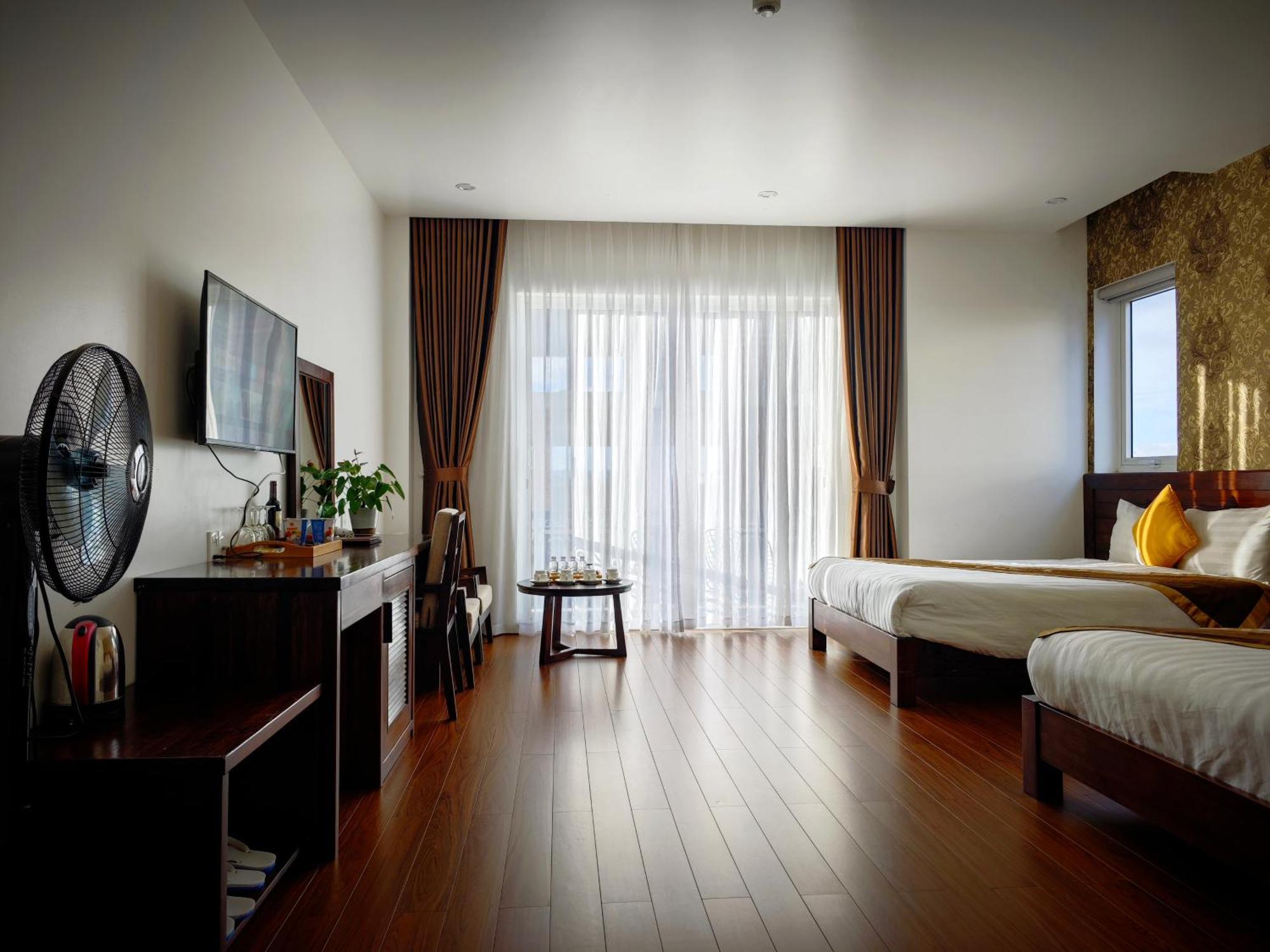 Hotel La Pense'e - Da Lat